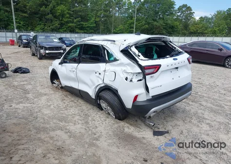 2024 Ford Escape Active z USA, uszkodzony, nr VIN 1FMCU0GN9RUA57947